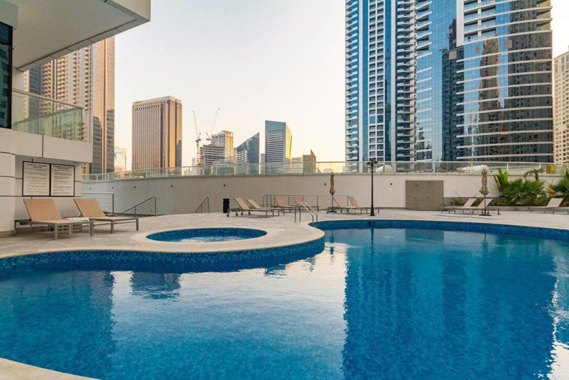 Continental Tower, Dubai Marina - Luton Vacation Homes Экстерьер фото