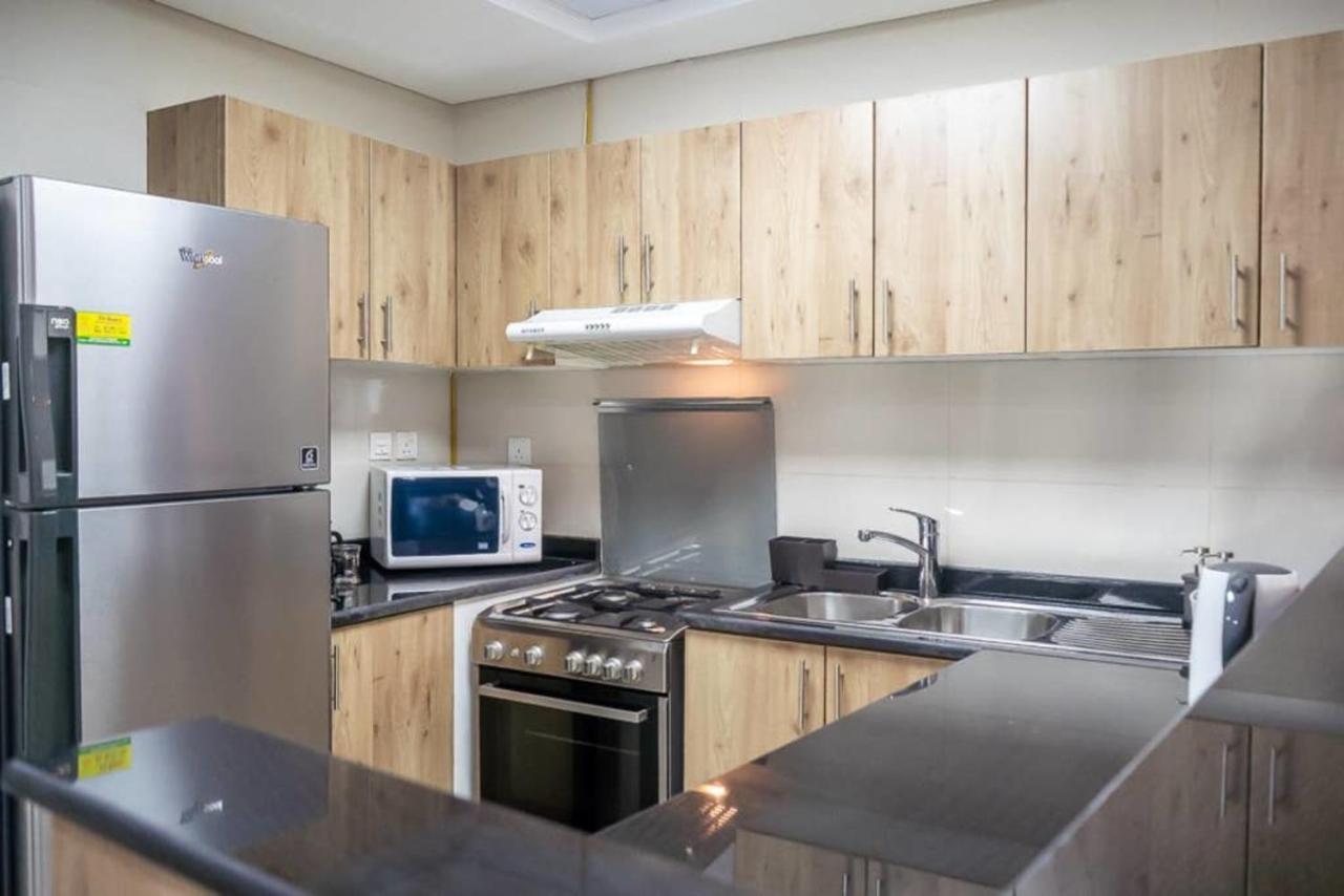 Continental Tower, Dubai Marina - Luton Vacation Homes Экстерьер фото