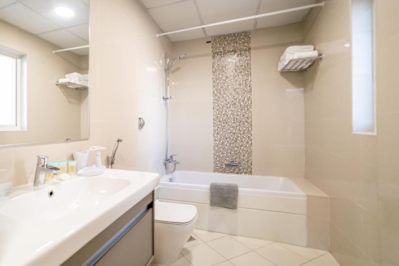 Continental Tower, Dubai Marina - Luton Vacation Homes Экстерьер фото